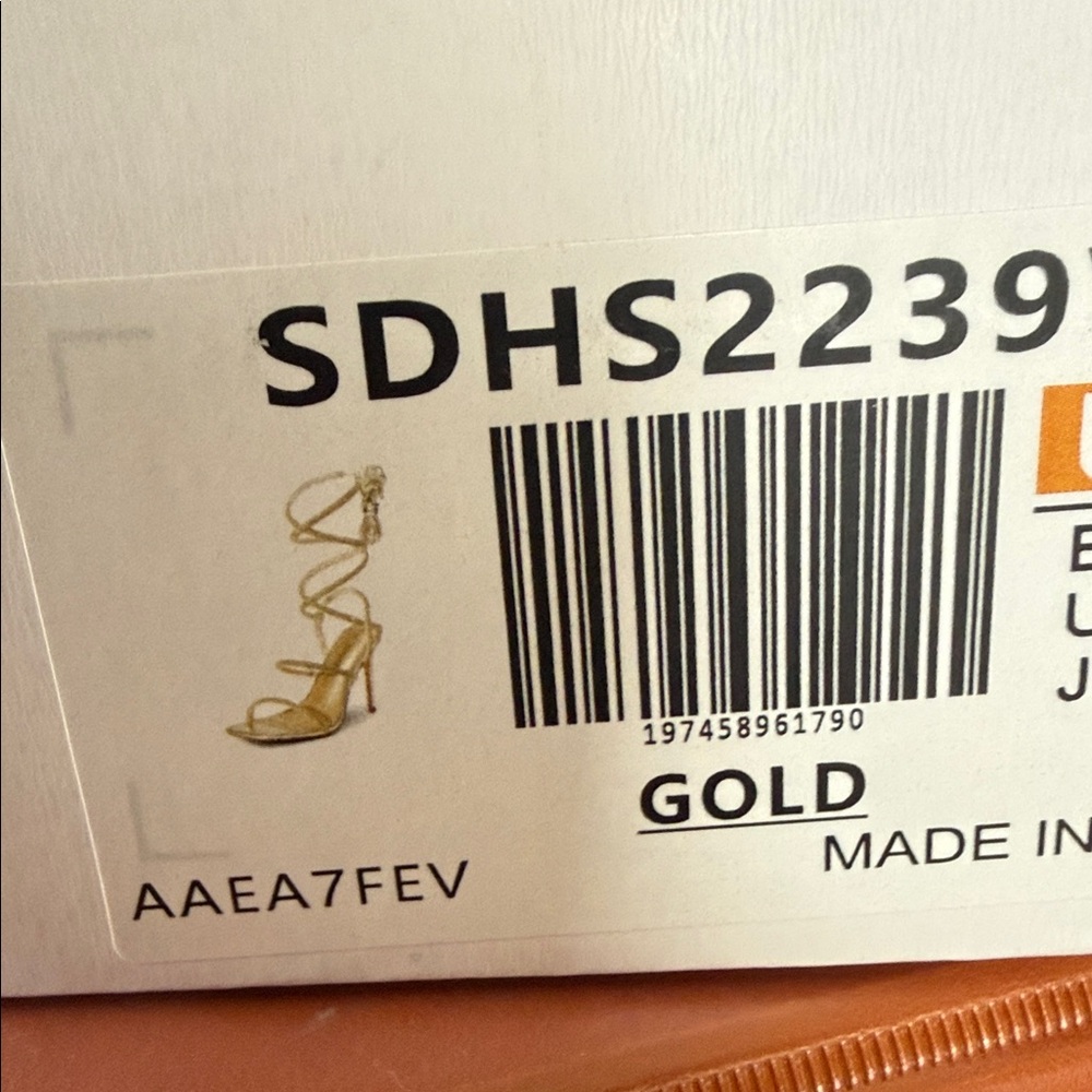 Dream Pairs Gold Strappy Heels - Picture 2 of 3